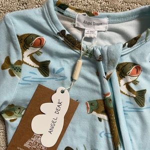 NWT Angel Dear zipper footie / onesie 6-9M